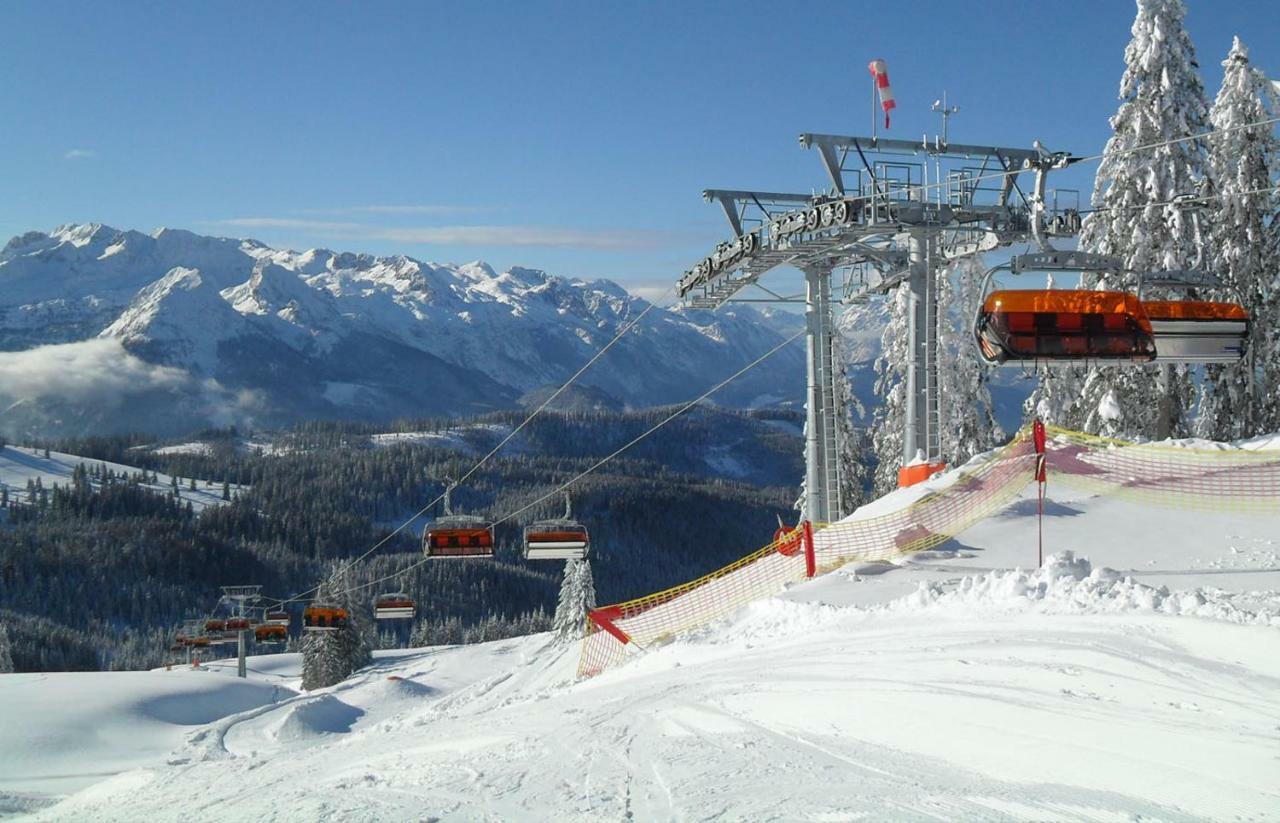 Dachstein View Ski Apartment Gosau Exterior photo